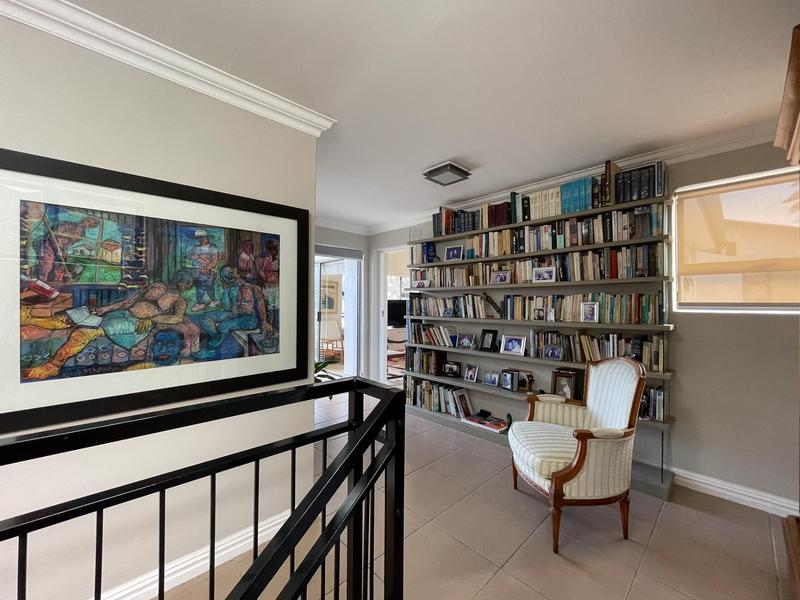 4 Bedroom Property for Sale in Hout Bay Western Cape